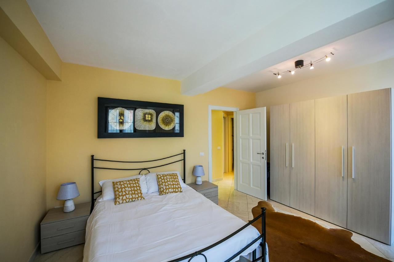 Giulia Apartment แวร์บาเนีย ภายนอก รูปภาพ