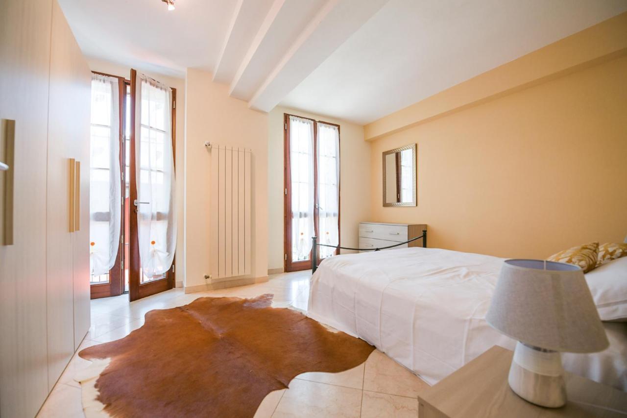 Giulia Apartment แวร์บาเนีย ภายนอก รูปภาพ